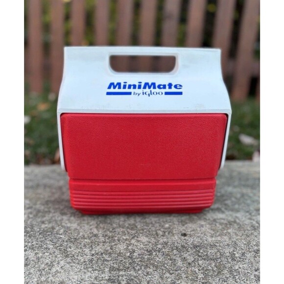 Vintage Mini Mate Red Cooler By Igloo Made In USA - Picture 1 of 4